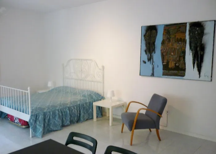 Modern Studio In Bologna With Air Conditioning 40 M² * Bolonia