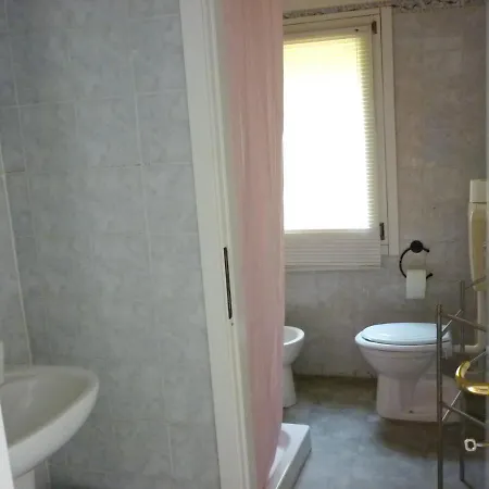 Modern Studio In Bologna With Air Conditioning 40 M² *