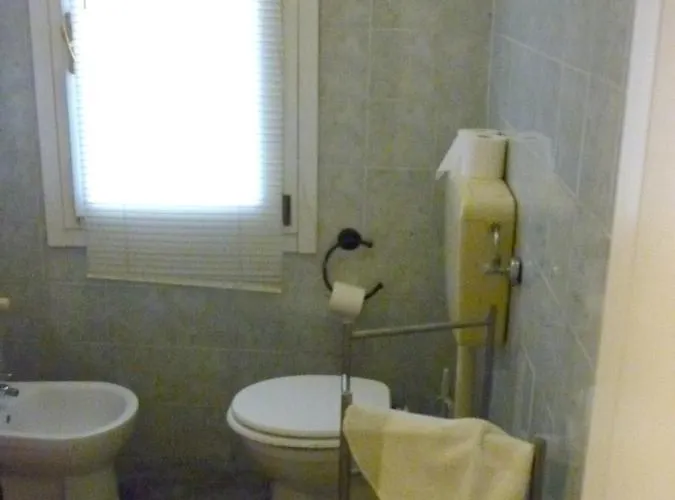 Modern Studio In Bologna With Air Conditioning 40 M² Appartement *