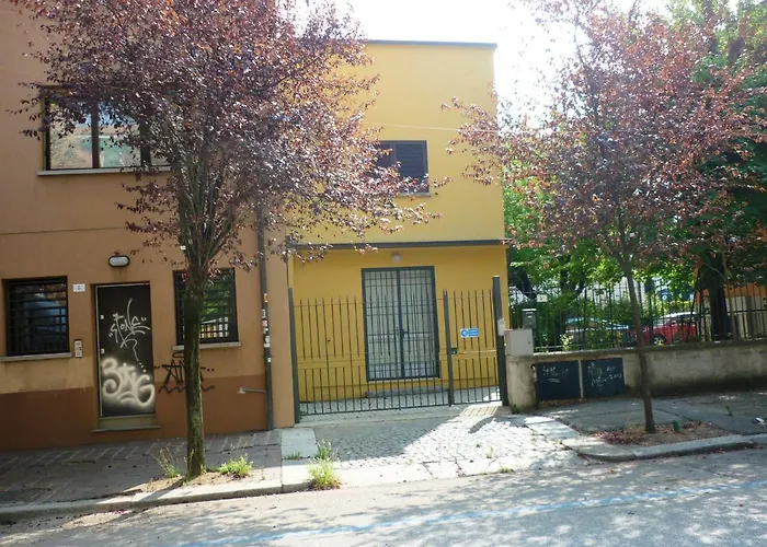 Modern Studio In Bologna With Air Conditioning 40 M² Apartamento